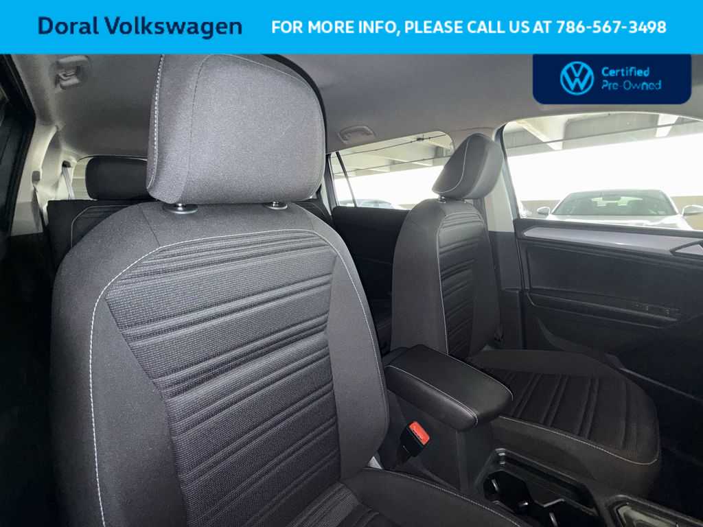 Thumbnail: 2024 Volkswagen Tiguan - 27