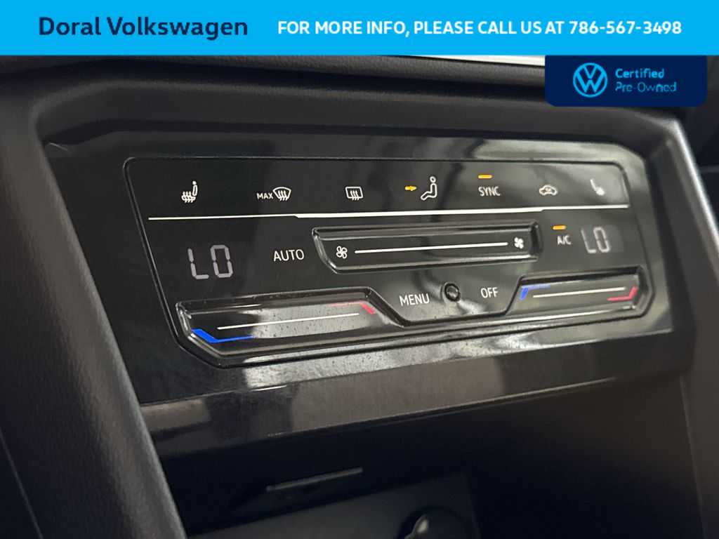 Thumbnail: 2025 Volkswagen Taos - 20
