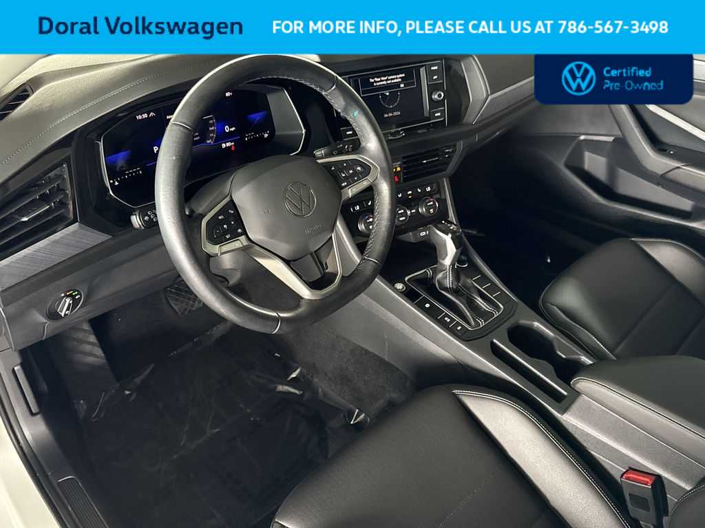 Thumbnail: 2023 Volkswagen Jetta - 13