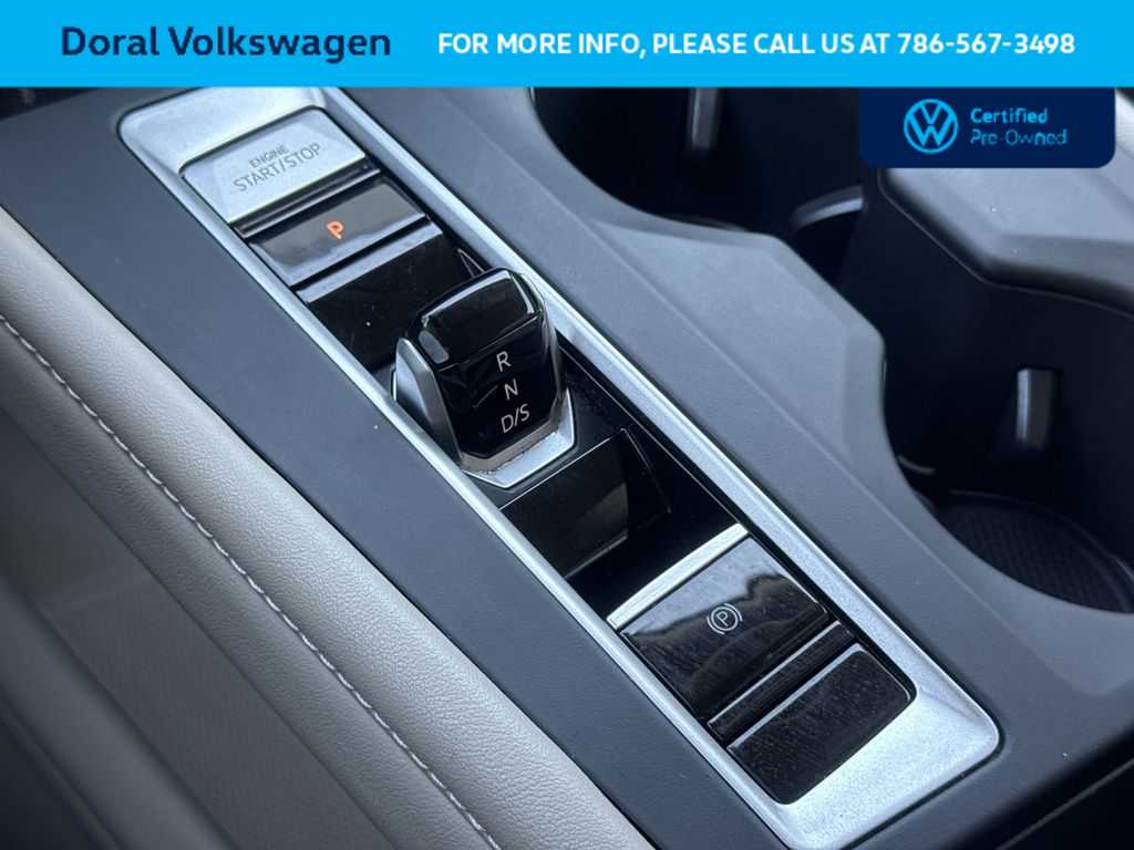 Thumbnail: 2024 Volkswagen Atlas - 21
