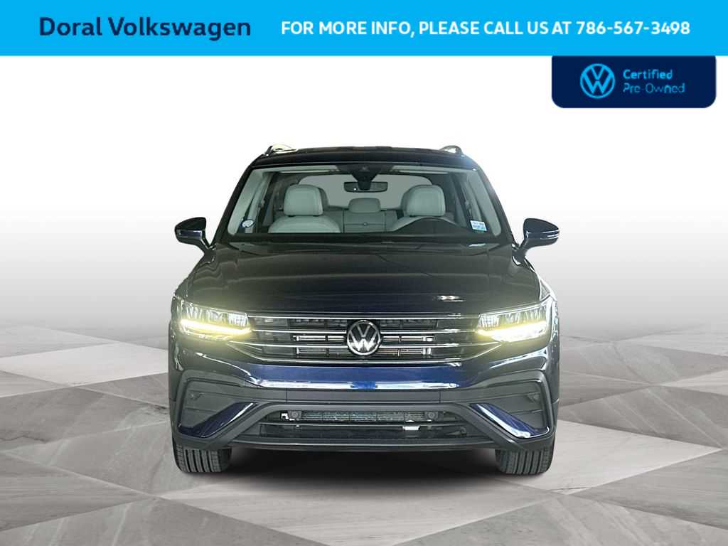 Thumbnail: 2023 Volkswagen Tiguan - 3