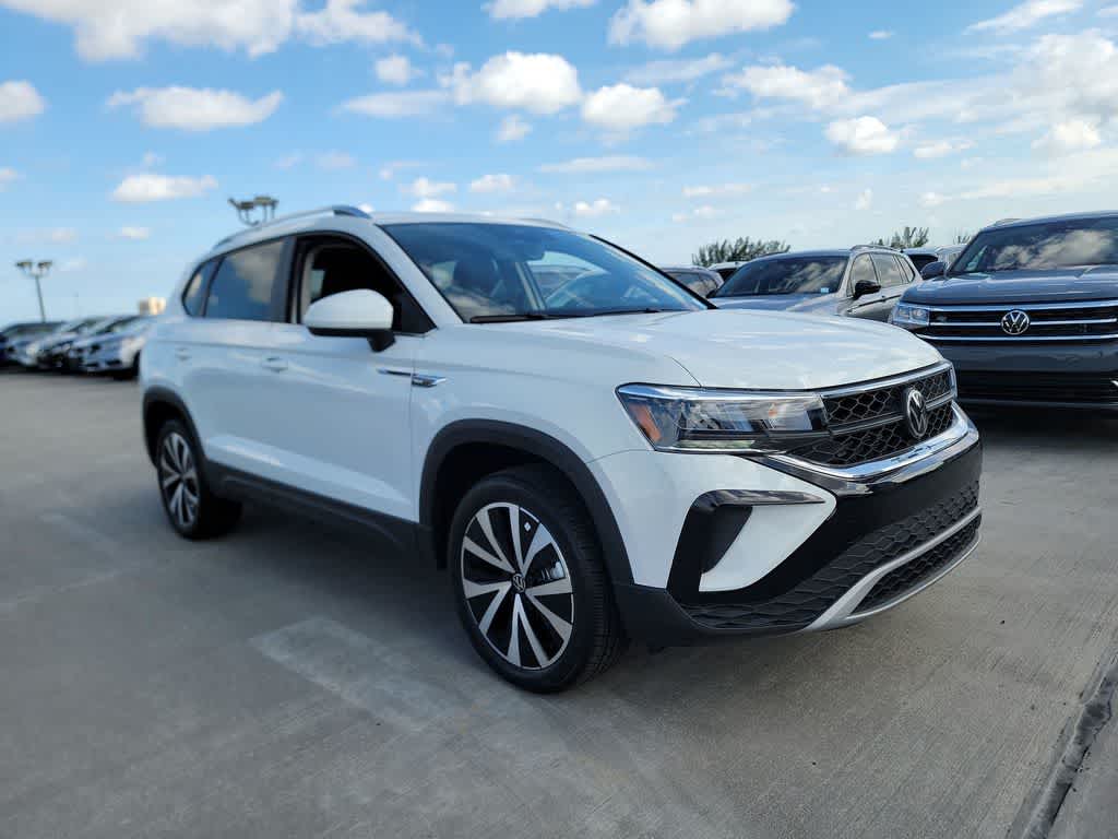 Thumbnail: 2023 Volkswagen Taos - 11