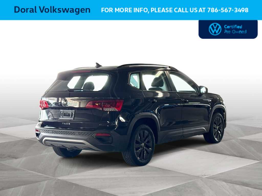 Thumbnail: 2023 Volkswagen Taos - 8