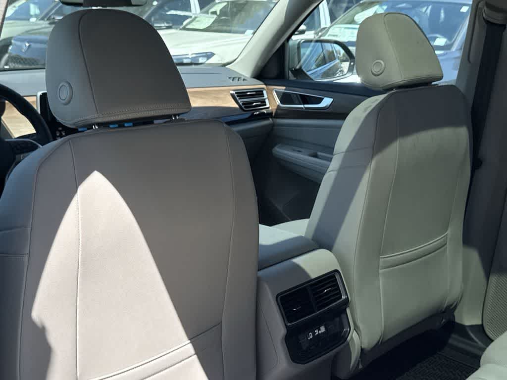 Thumbnail: 2026 Volkswagen Atlas - 22