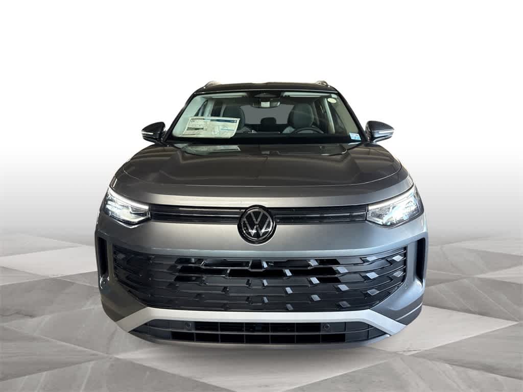 Thumbnail: 2025 Volkswagen Tiguan - 3
