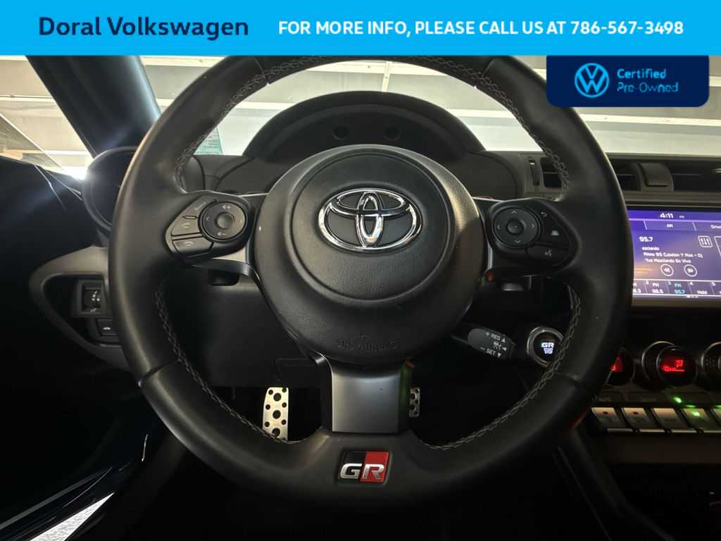 Thumbnail: 2023 Toyota GR86 - 15