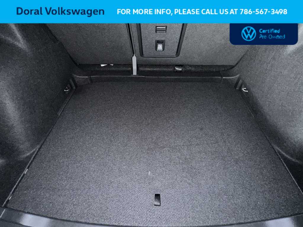 Thumbnail: 2025 Volkswagen Taos - 25