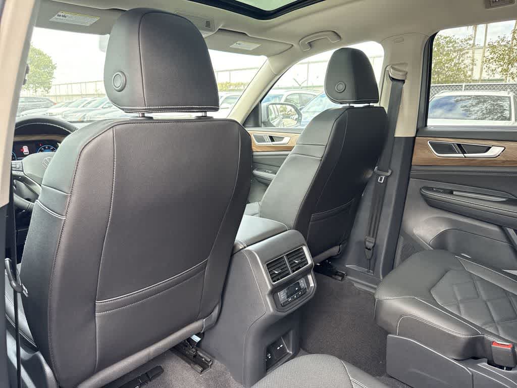 Thumbnail: 2026 Volkswagen Atlas - 23