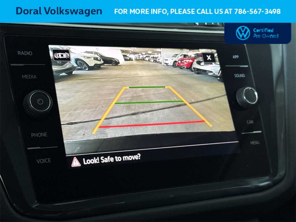 Thumbnail: 2021 Volkswagen Tiguan - 19