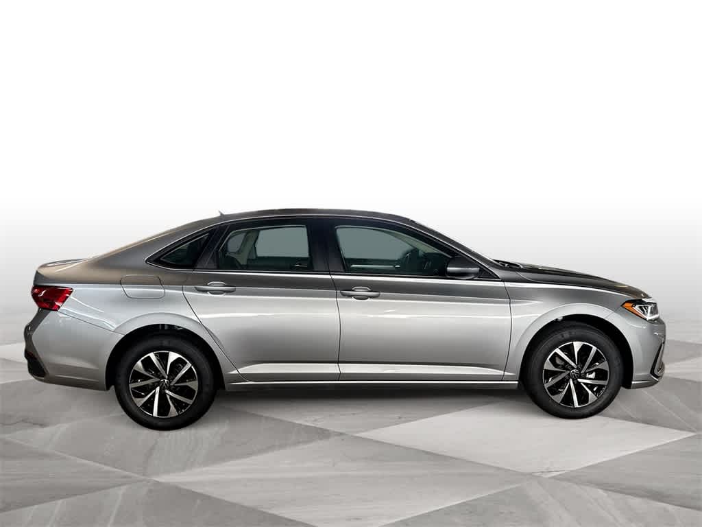 Thumbnail: 2026 Volkswagen Jetta - 9