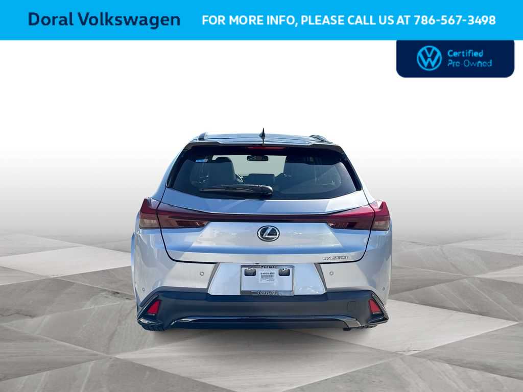 Thumbnail: 2024 Lexus UX - 7