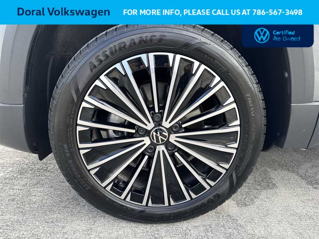 Thumbnail: 2025 Volkswagen Taos - 10