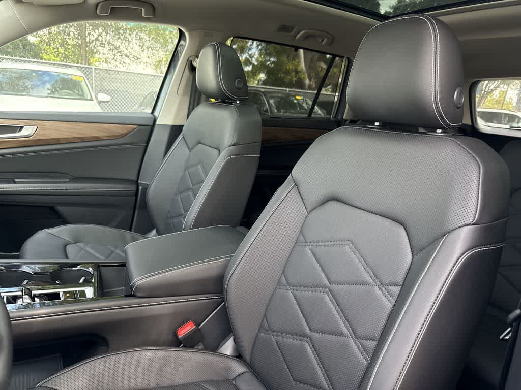 Thumbnail: 2026 Volkswagen Atlas - 14