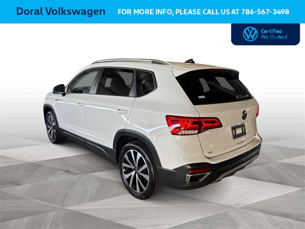 Thumbnail: 2022 Volkswagen Taos - 6