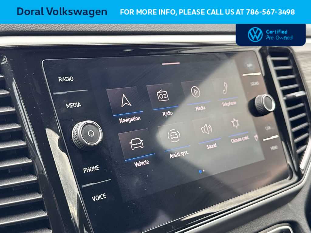 Thumbnail: 2023 Volkswagen Atlas - 18