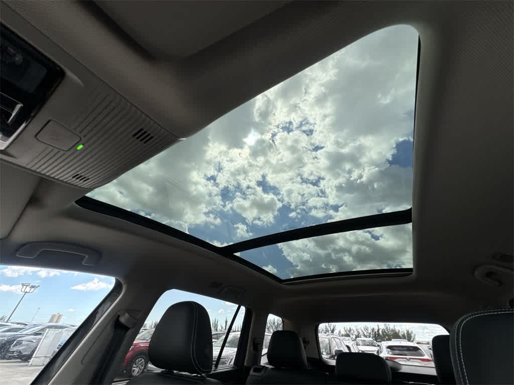 Thumbnail: 2026 Volkswagen Atlas - 17