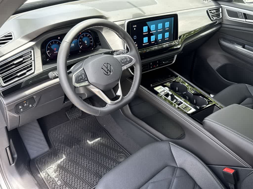 Thumbnail: 2026 Volkswagen Atlas - 13