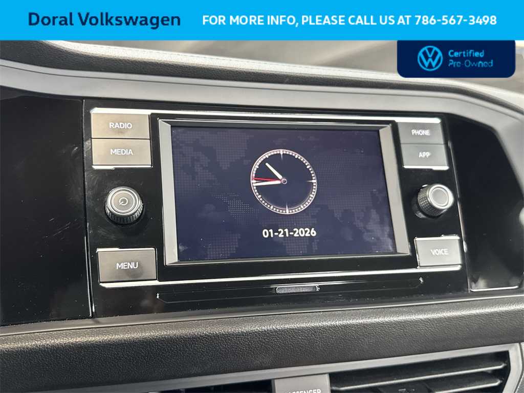 Thumbnail: 2024 Volkswagen Jetta - 18