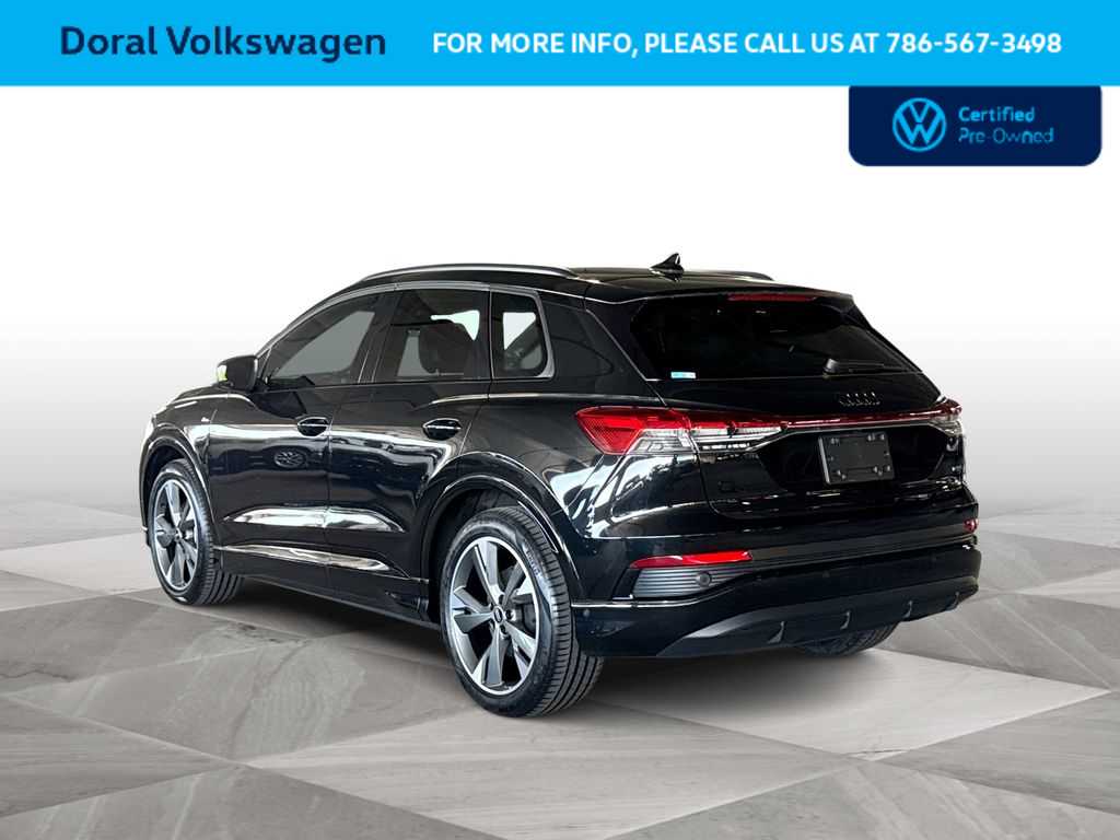 Thumbnail: 2024 Audi Q4 e-tron - 6