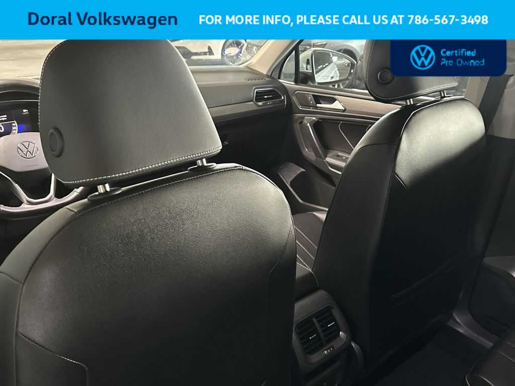 Thumbnail: 2023 Volkswagen Tiguan - 23