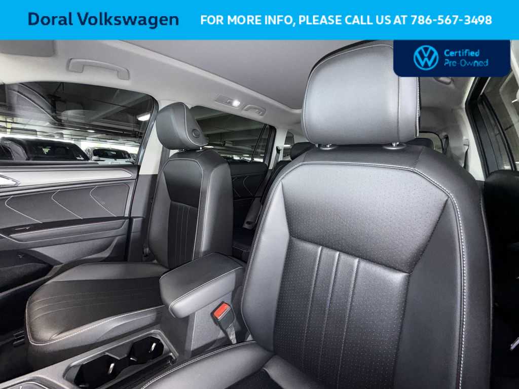 Thumbnail: 2023 Volkswagen Tiguan - 14