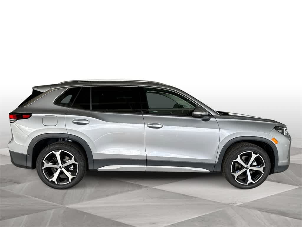 Thumbnail: 2026 Volkswagen Tiguan - 9