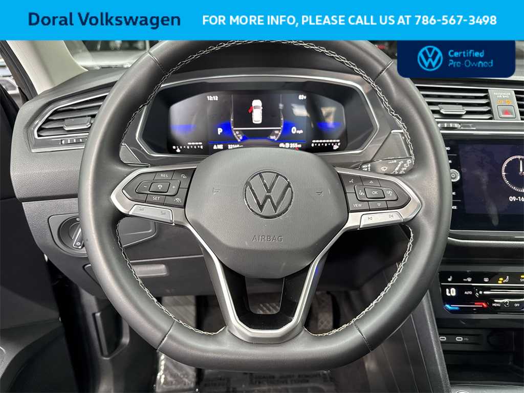 Thumbnail: 2023 Volkswagen Tiguan - 15