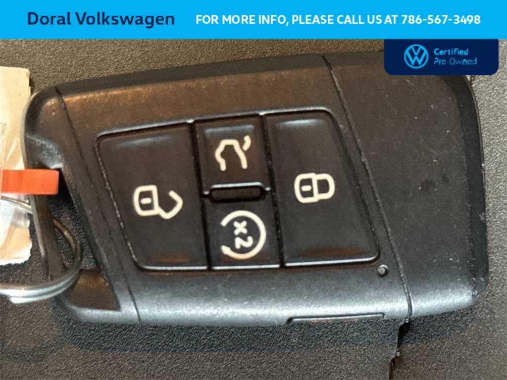 Thumbnail: 2022 Volkswagen Taos - 28