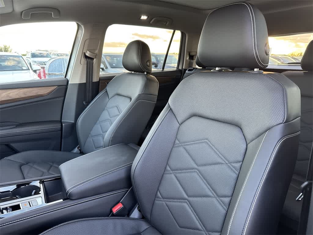 Thumbnail: 2026 Volkswagen Atlas - 14