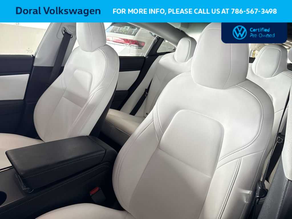 Thumbnail: 2021 Tesla Model 3 - 14