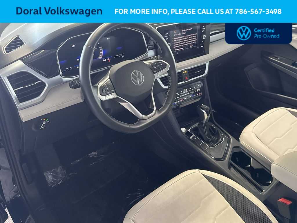 Thumbnail: 2025 Volkswagen Taos - 13