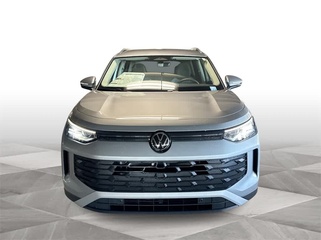 Thumbnail: 2025 Volkswagen Tiguan - 3
