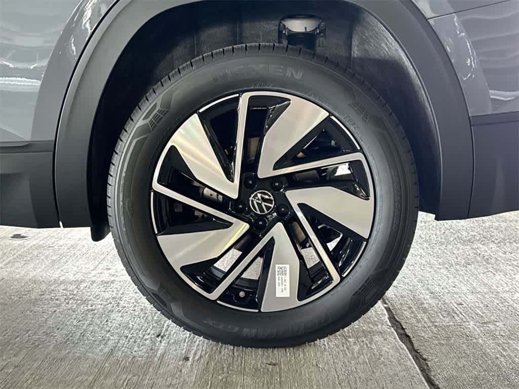 Thumbnail: 2026 Volkswagen Atlas - 11