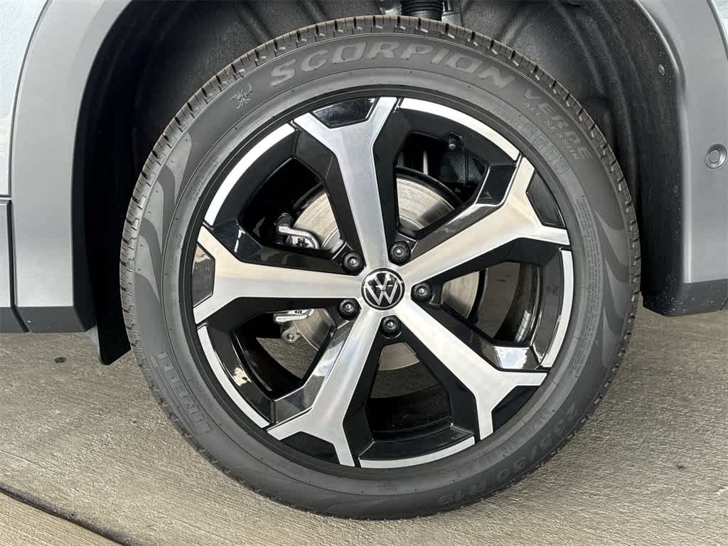 Thumbnail: 2026 Volkswagen Tiguan - 11