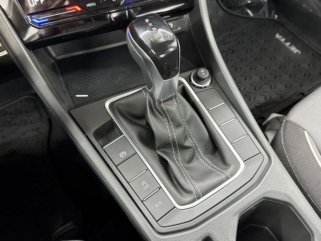 Thumbnail: 2026 Volkswagen Jetta - 21