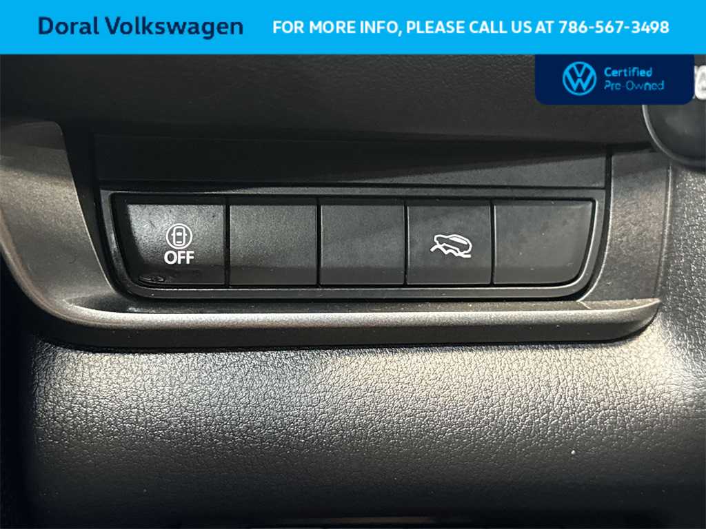 Thumbnail: 2023 Mazda CX-30 - 17