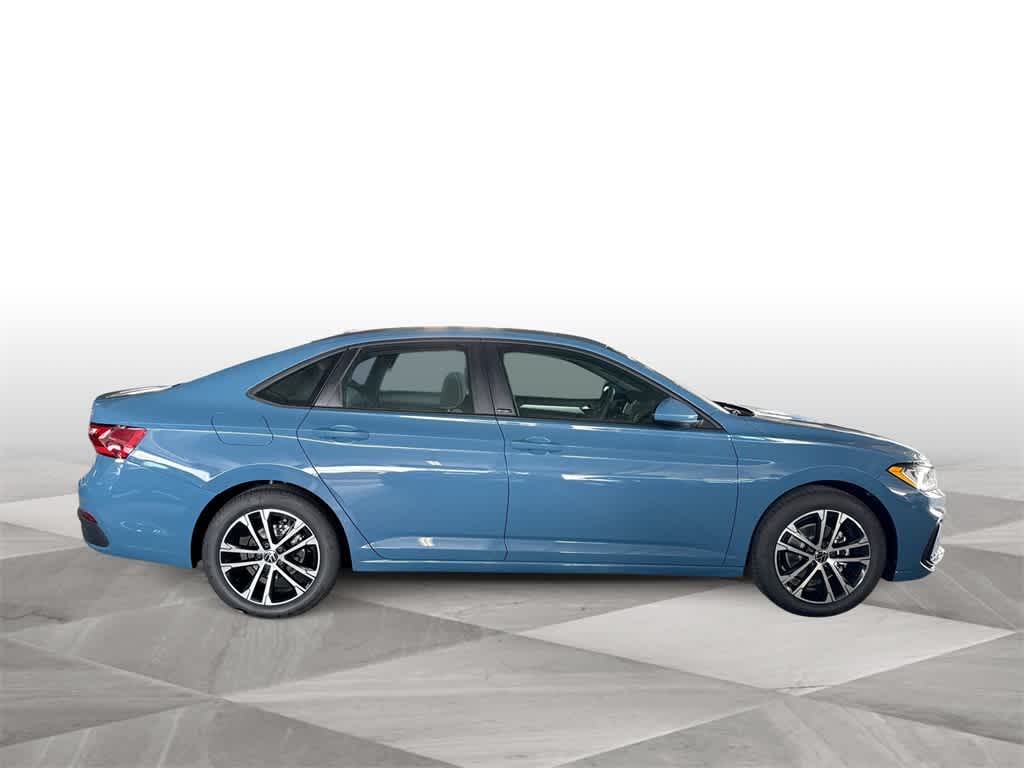 Thumbnail: 2026 Volkswagen Jetta - 9