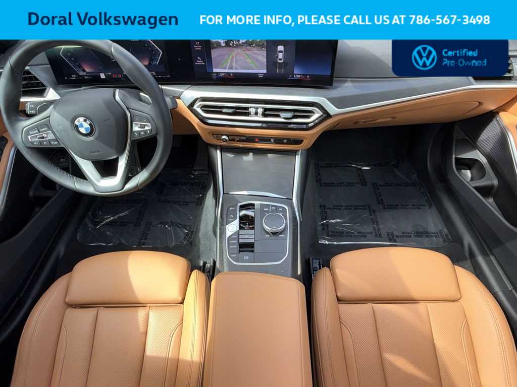 Thumbnail: 2024 BMW 3 Series - 24