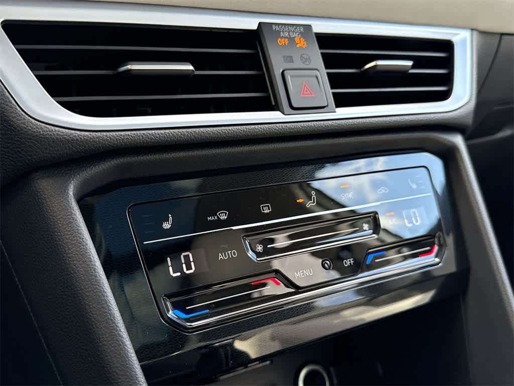 Thumbnail: 2026 Volkswagen Taos - 20