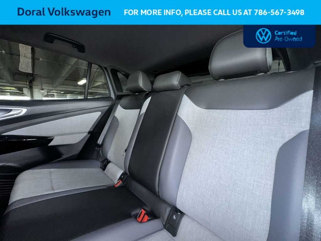 Thumbnail: 2023 Volkswagen ID.4 - 22