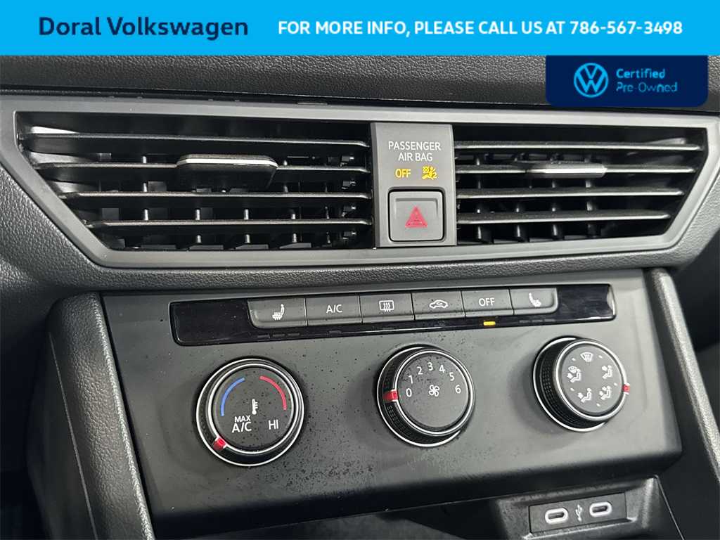 Thumbnail: 2024 Volkswagen Jetta - 20