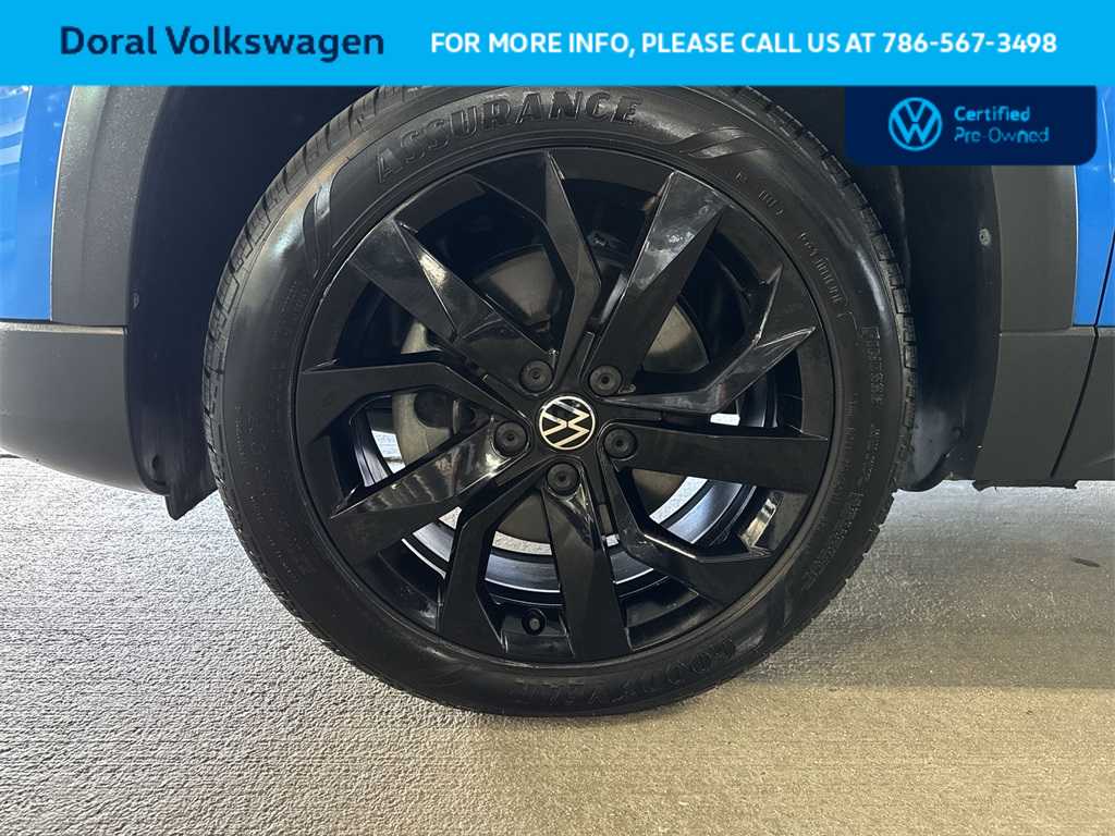 Thumbnail: 2022 Volkswagen Taos - 11