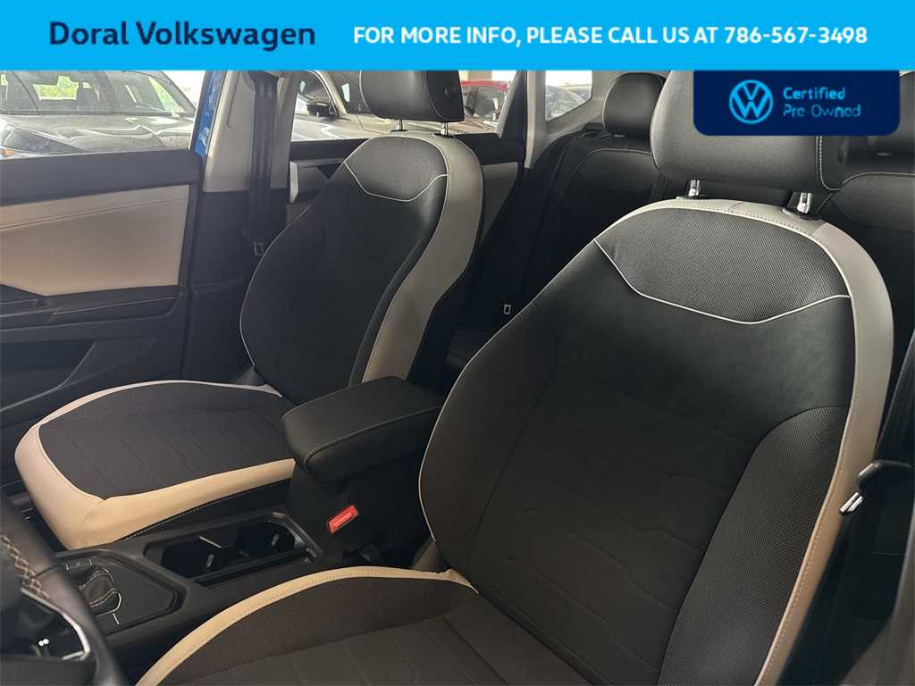 Thumbnail: 2025 Volkswagen Taos - 14