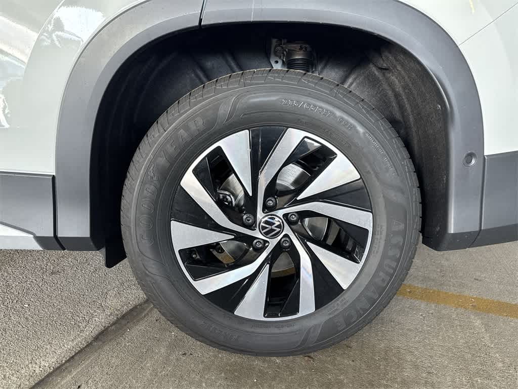 Thumbnail: 2026 Volkswagen Tiguan - 11