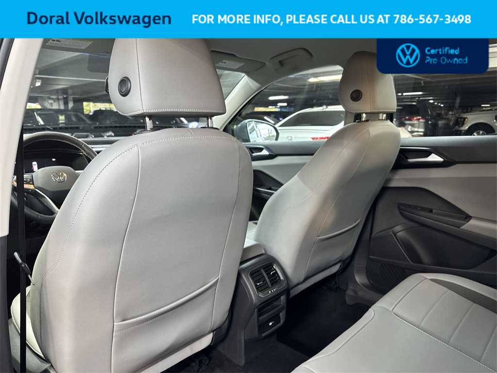 Thumbnail: 2022 Volkswagen Taos - 23