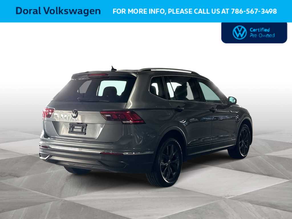 Thumbnail: 2023 Volkswagen Tiguan - 8