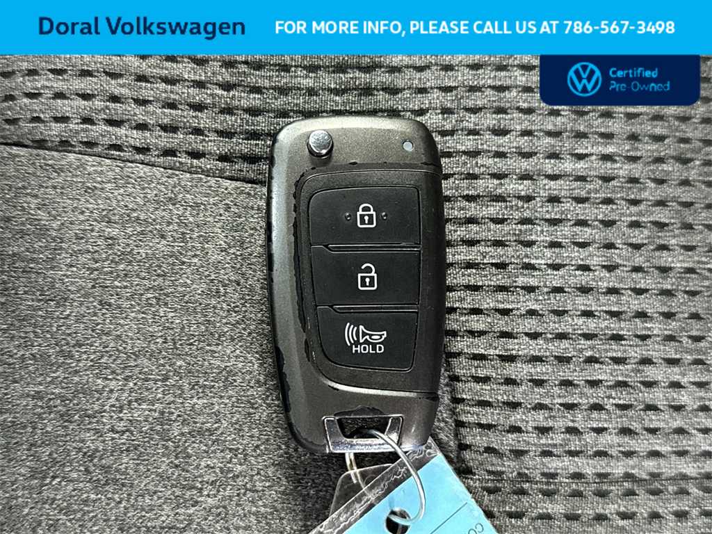 Thumbnail: 2020 Hyundai Santa Fe - 29