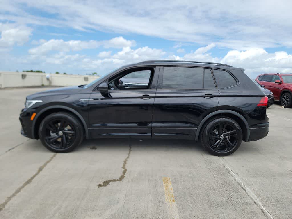 Thumbnail: 2023 Volkswagen Tiguan - 16