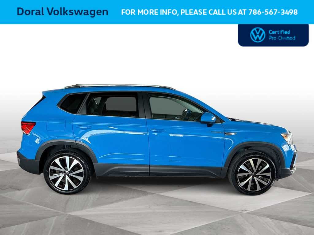 Thumbnail: 2023 Volkswagen Taos - 9