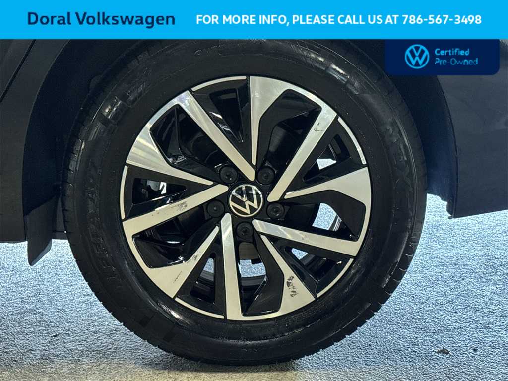 Thumbnail: 2024 Volkswagen Jetta - 11